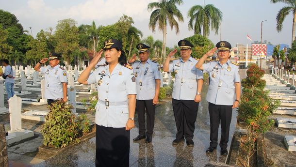 Hari Lahir Kemenkumham ke-78, Jajaran Kemenkumham Lampung Gelar Upacara Tabur Bunga