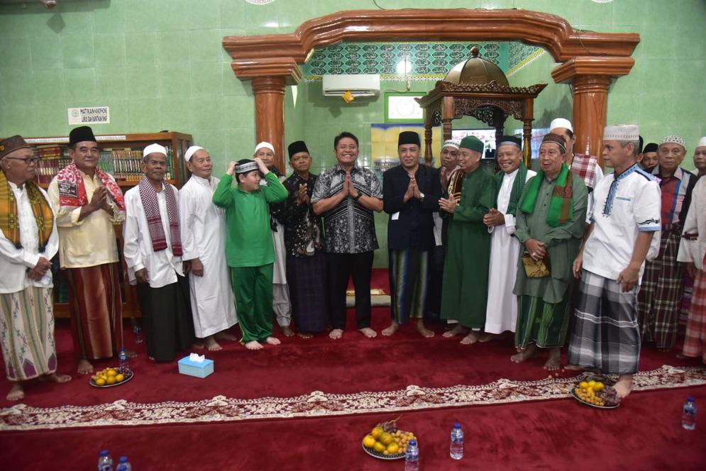  Masjid Miftahul Jannah Ramai Jemaah, Herman Deru: Kemakmuran Masjid Ini Harus Dipelihara