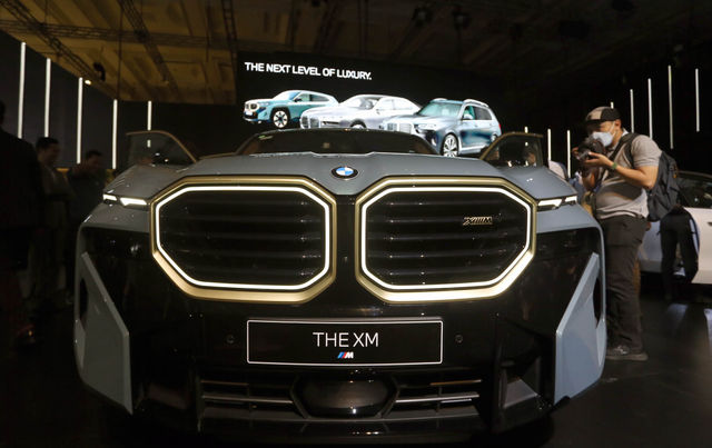 Peluncuran BMW Hybrid - Panji 2.jpg