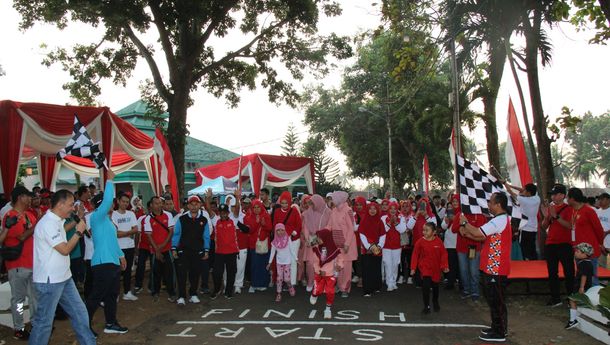 Jelang HUT RI ke-78, PTPN VII Gelar Jalan Sehat