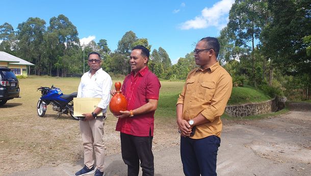 Sambangi 'Alma Mater', 3 Alumni Santu Klaus Bawa Berkah PIP Aspirasi Partai Gerindra