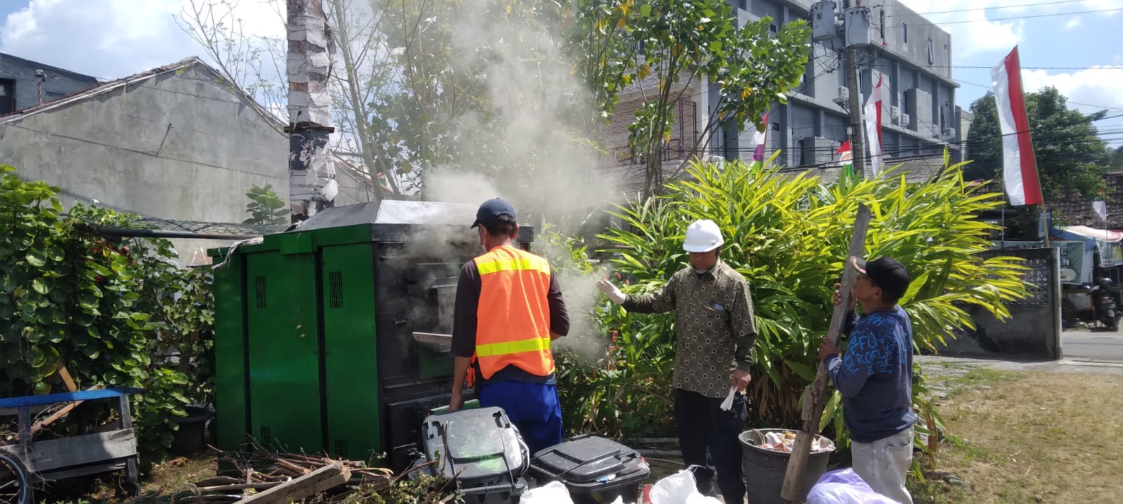 Alat Pembakar Sampah Diklaim Jadi Solusi Sampah Residu Di Yogyakarta ...