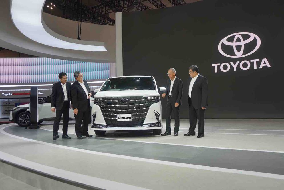 PT Toyota Astra Motor (TAM) melaunching All New Alphard di pameran GAIKINDO Indonesia International Auto Show (GIIAS) 2023 di ICE BSD City