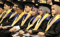Universitas Diponegoro (Undip) berhasil mewisuda 411 lulusan baru dari program Bidikmisi pada acara wisuda ke-171. 