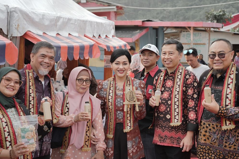 OJK bersama TPAKD Provinsi Lampung Resmikan Desa Inklusi Keuangan di Lampung Selatan. 