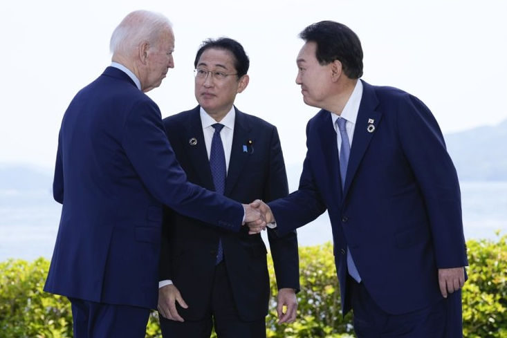 Presiden AS Joe Biden, Perdana Menteri Jepang Fumio Kishida dan Presiden Korea Selatan Yoon Suk Yeol