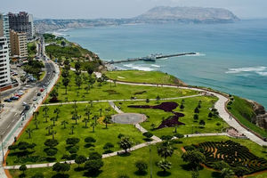 Republik Peru adalah sebuah negara di Amerika Selatan bagian barat, berbatasan dengan Ekuador dan Kolombia