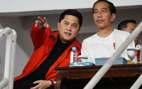 Erick Thohir (kiri) dan Presiden Jokowi.