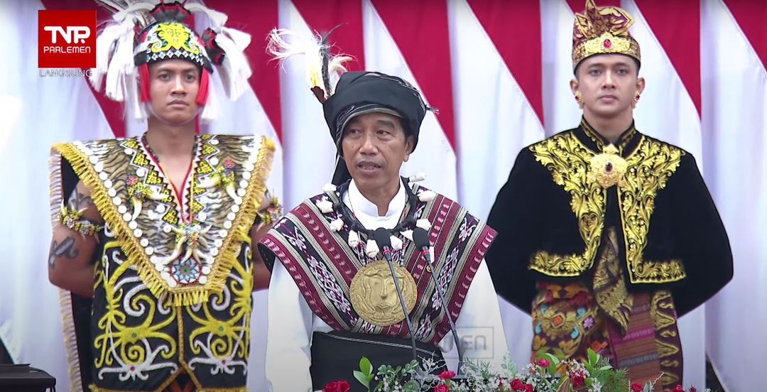 Presiden Jokowi saat menyampaikan pidato pada Sidang Tahunan MPR RI dan Sidang Bersama DPR RI dan DPD RI dalam rangka HUT Ke-78 Proklamasi Kemerdekaan RI, di Ruang Rapat Paripurna, Gedung Nusantara MPR/DPR/DPD RI, Senayan, Jakarta, Rabu 16 Agustus 2023.