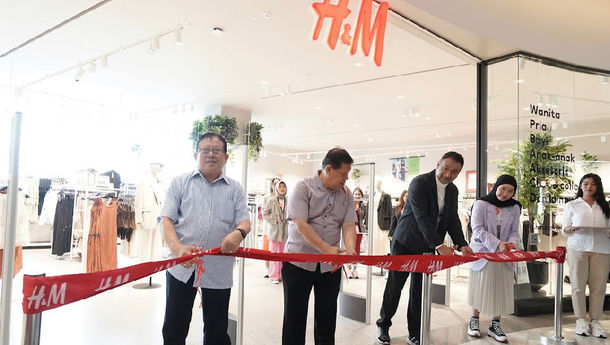 Gerai ke-64 H&M Perdana Hadir di Lampung City Mall