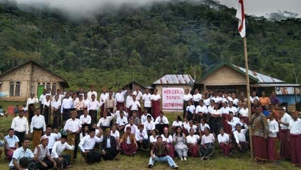 'Merdeka Tanpa Geothermal': Ratusan Warga Masyarakat Adat Pocoleok Gelar Apel Bendera HUT ke-78 RI