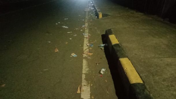 Disayangkan, Peserta Karnaval Tingkat Paud/TK,SD dan SMP Sekabupaten Sikka Hari Ini, Tinggalkan Sampah Plastik di Jalan Utama Kota Maumere