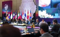 Zulkifli Hasan dalam Pertemuan Para Menteri Ekonomi ASEAN ke-55.jpg