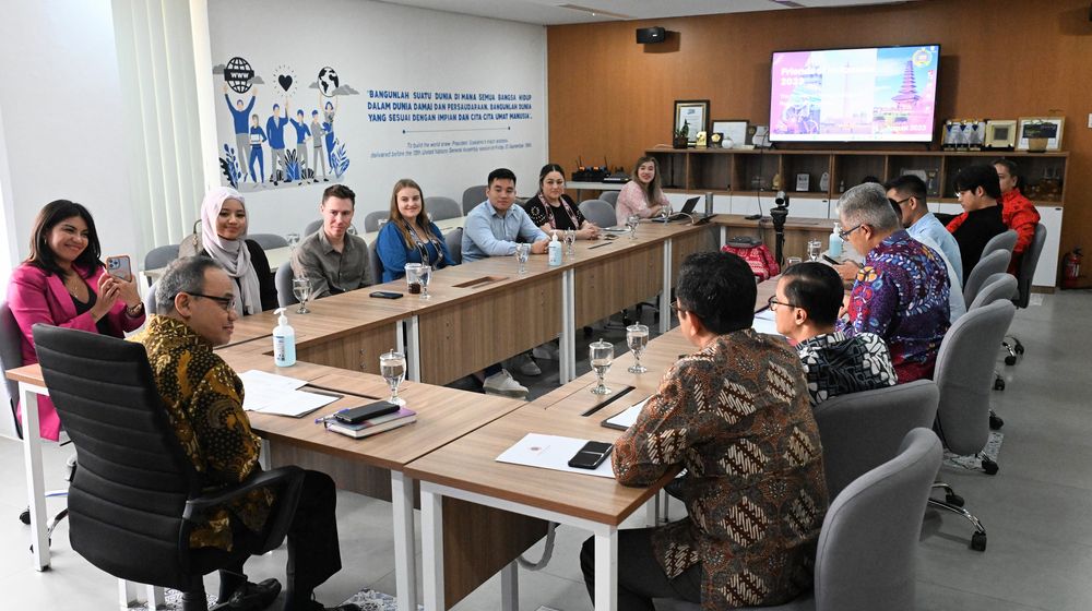 program Friends of Indonesia (FOI) 2023.jpg