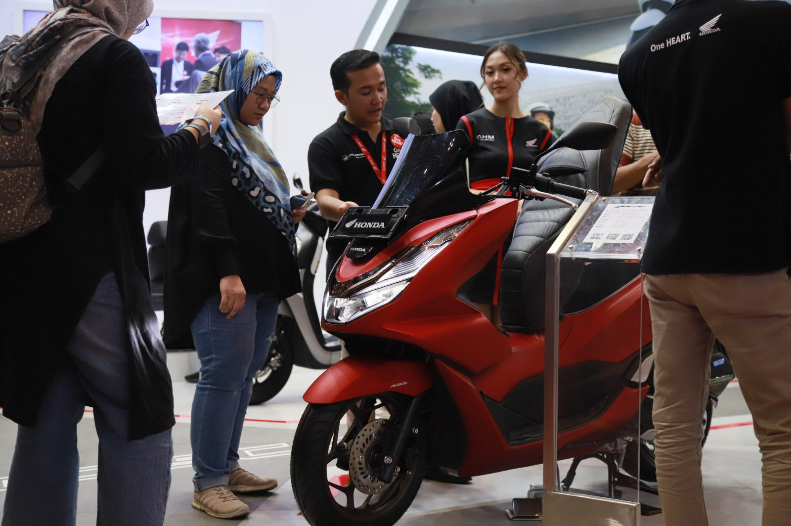 PCX160 Laku Keras, Astra Honda Motor (AHM) di GIIAS 2023 Jual 1.251 Sepeda Motor 