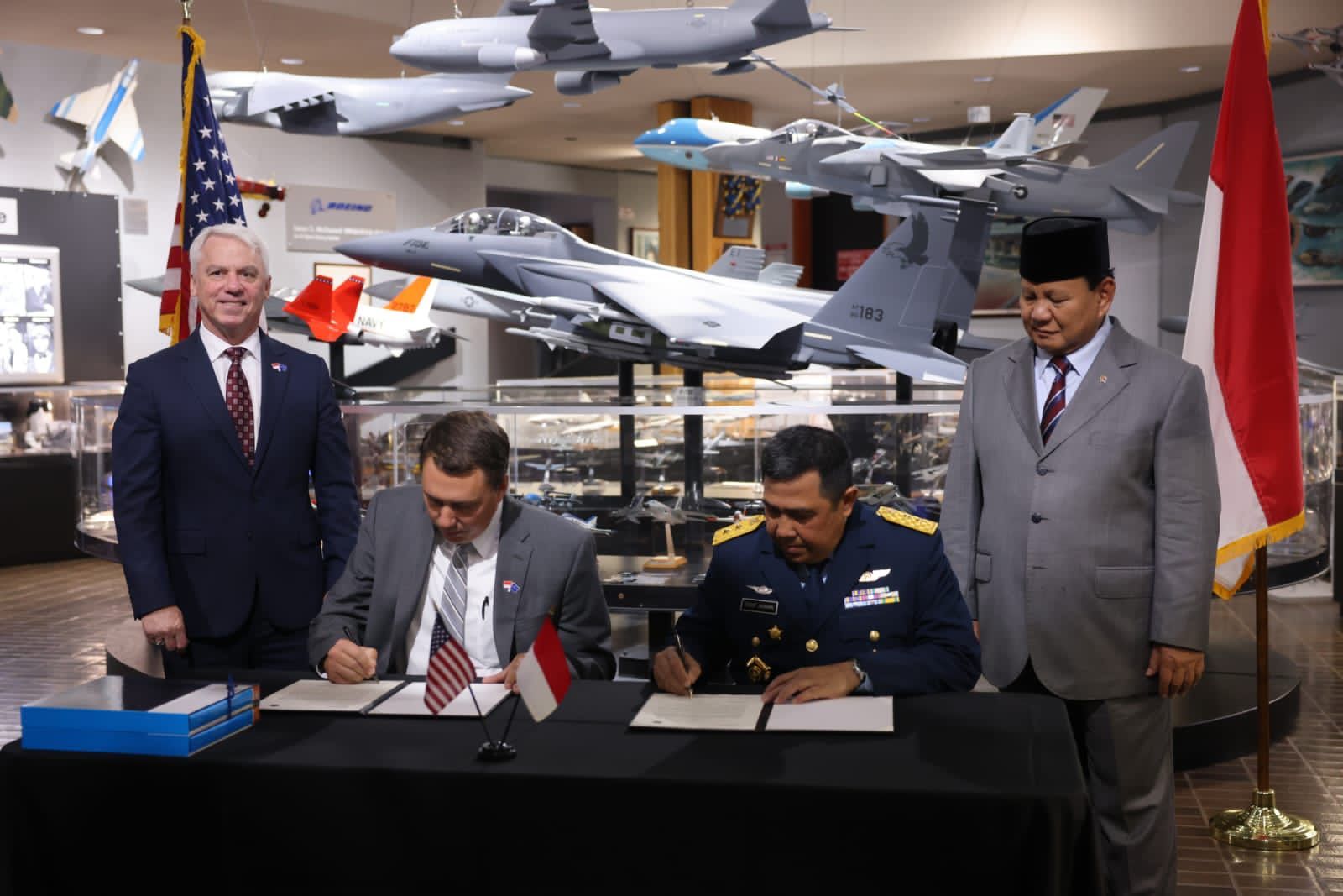 Indonesia dan Amerika sepakat untuk pembelian 24 unit pesawat tempur F-15EX (Foto : Twitter/Dahnilanzar)
