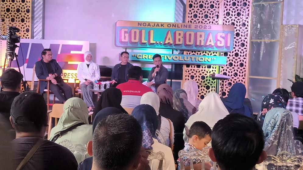 JNE Ngajak Online Goll..Aborasi 2023 Hadir di Palembang, Berikan Tips Perluas Pasar Dengan Digitalisasi pada Puluhan UKM  