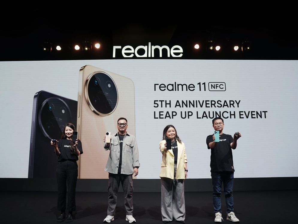 realme 11 - Launch Event Photo Ops.jpg