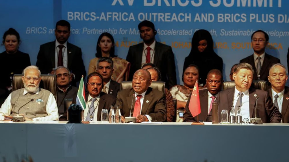 Perdana Menteri India Narendra Modi, Presiden Afrika Selatan Cyril Ramaphosa dan Presiden China Xi Jinping 