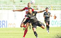 A-MADURA UNITED.jpg