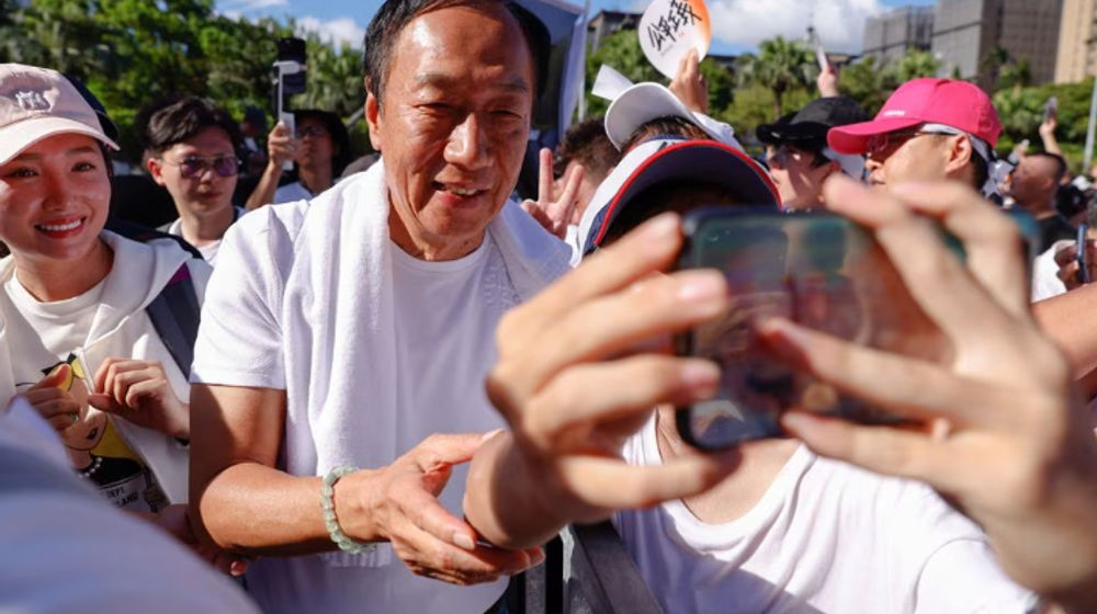 Terry Gou, Miliarder Pendiri Perusahaan Besar Apple (AAPL.O) Pemasok Foxconn (2317.TW)