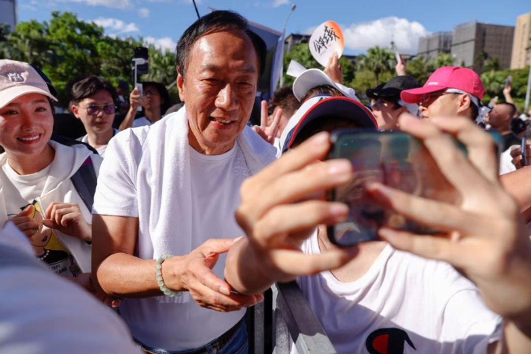 Terry Gou, Miliarder Pendiri Perusahaan Besar Apple (AAPL.O) Pemasok Foxconn (2317.TW)