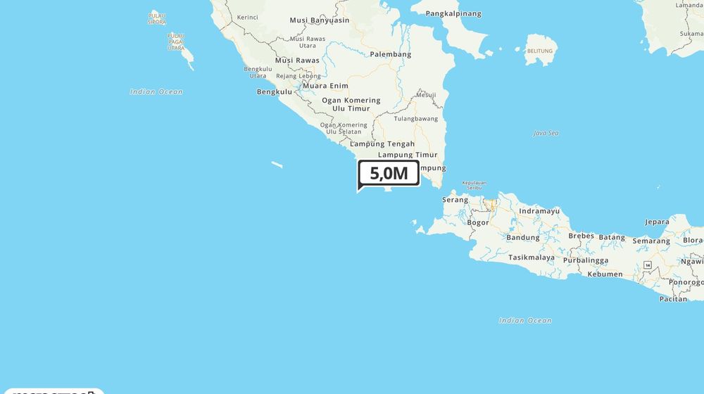 Pusat gempa berada di laut 94 km BaratDaya Pesisir Barat