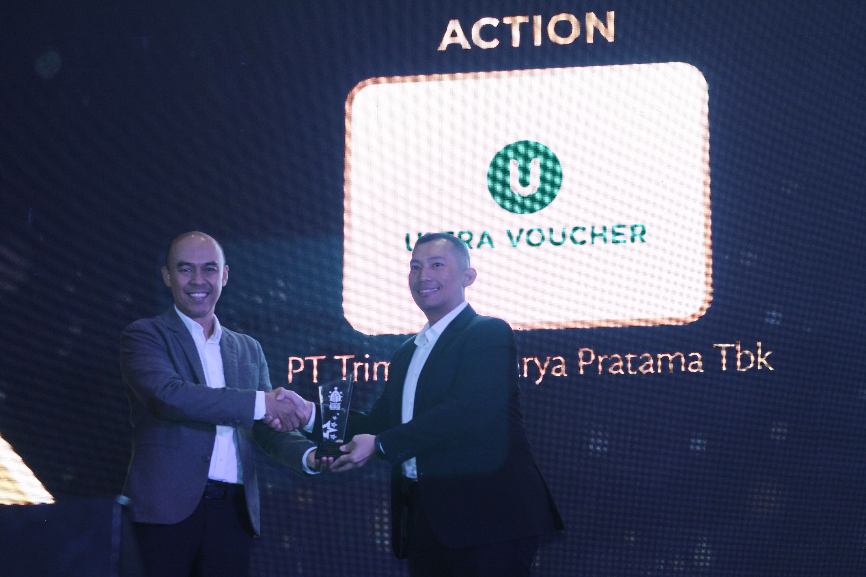 PT Trimegah Karya Pratama Tbk menerima penghargaan dalam ajang penganugerahan TrenAsia ESG Award 2023 di Hotel Raffles Jakarta, pada Rabu, 30 Agustus 2023
