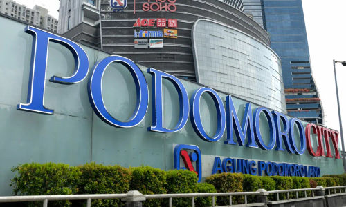 Emiten properti PT Agung Podomoro Land Tbk (APLN) berhasil mencatatkan penjualan dan pendapatan usaha sebesar Rp1,87 triliun