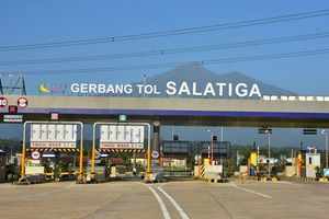 Gerbang_Tol_Salatiga_(8).jpg