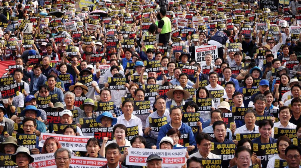Penduduk Korsel Protes Menentang Pembuangan Air Radioaktif yang Diolah oleh Jepang 