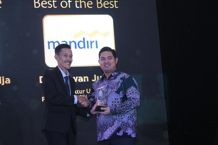 PT Bank Mandiri (Persero) Tbk (BMRI)  Terima Penghargaan Best CEO