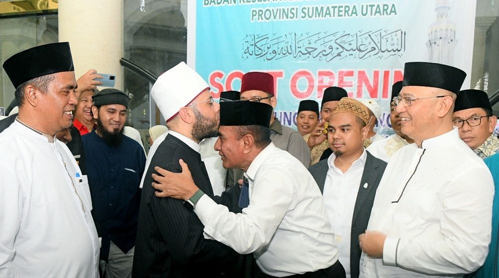 Gubernur Sumut Edy Rahmayadi meresmikan Masjid Agung Medan yang baru selesai direnovasi 