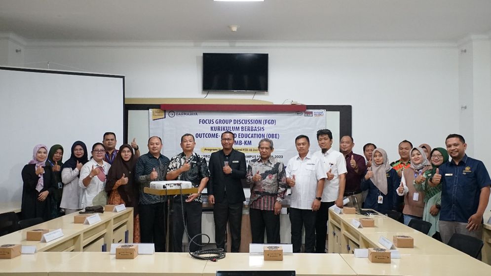 Dalam FGD hadir stakeholder diantaranya PT TDM, PT Tunas Ridean, Bank BJB, BEI Perwakilan Lampung, Apindo Lampung, BPKAD Prov Lampung KAP Zubaidi Komarudin,  IAI Lampung, PTPN VII.