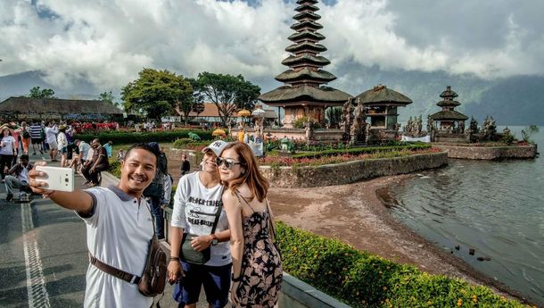 BPS: Turis Rusia Paling Lama Berwisata di Indonesia