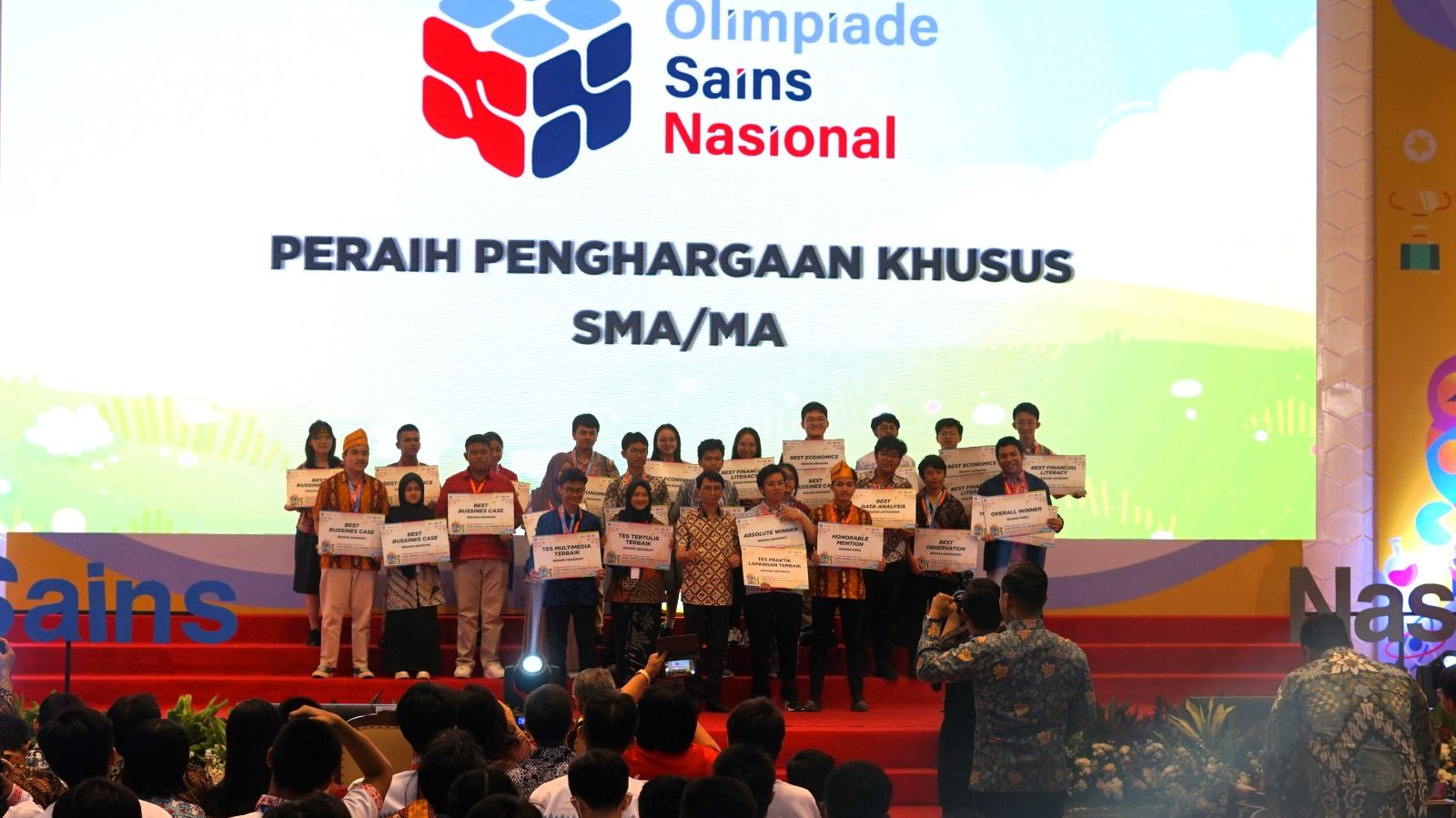 DKI Jakarta jadi juara umum OSN 2023. disusul Jawa Timur di peringkat kedua.