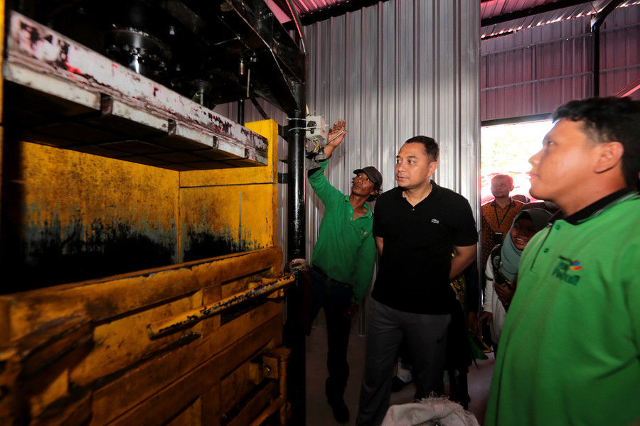 Resmikan Bank Sampah Induk, Pemkot Surabaya Targetkan Penjualan Sampah Kering 150 Ton Per Bulan
