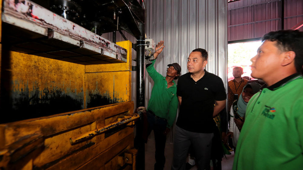 Resmikan Bank Sampah Induk, Pemkot Surabaya Targetkan Penjualan Sampah Kering 150 Ton Per Bulan