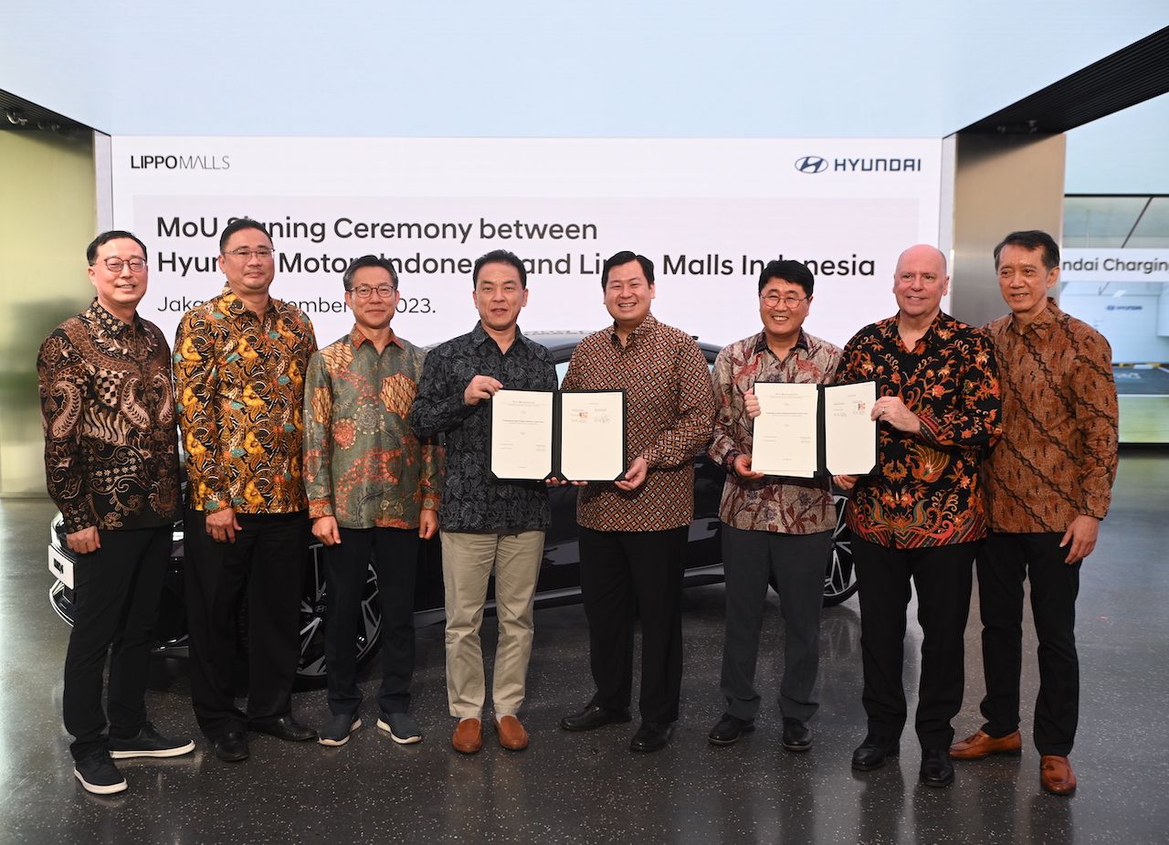 Perjanjian kerja sama Hyundai Indonesia dengan Lippo Mall