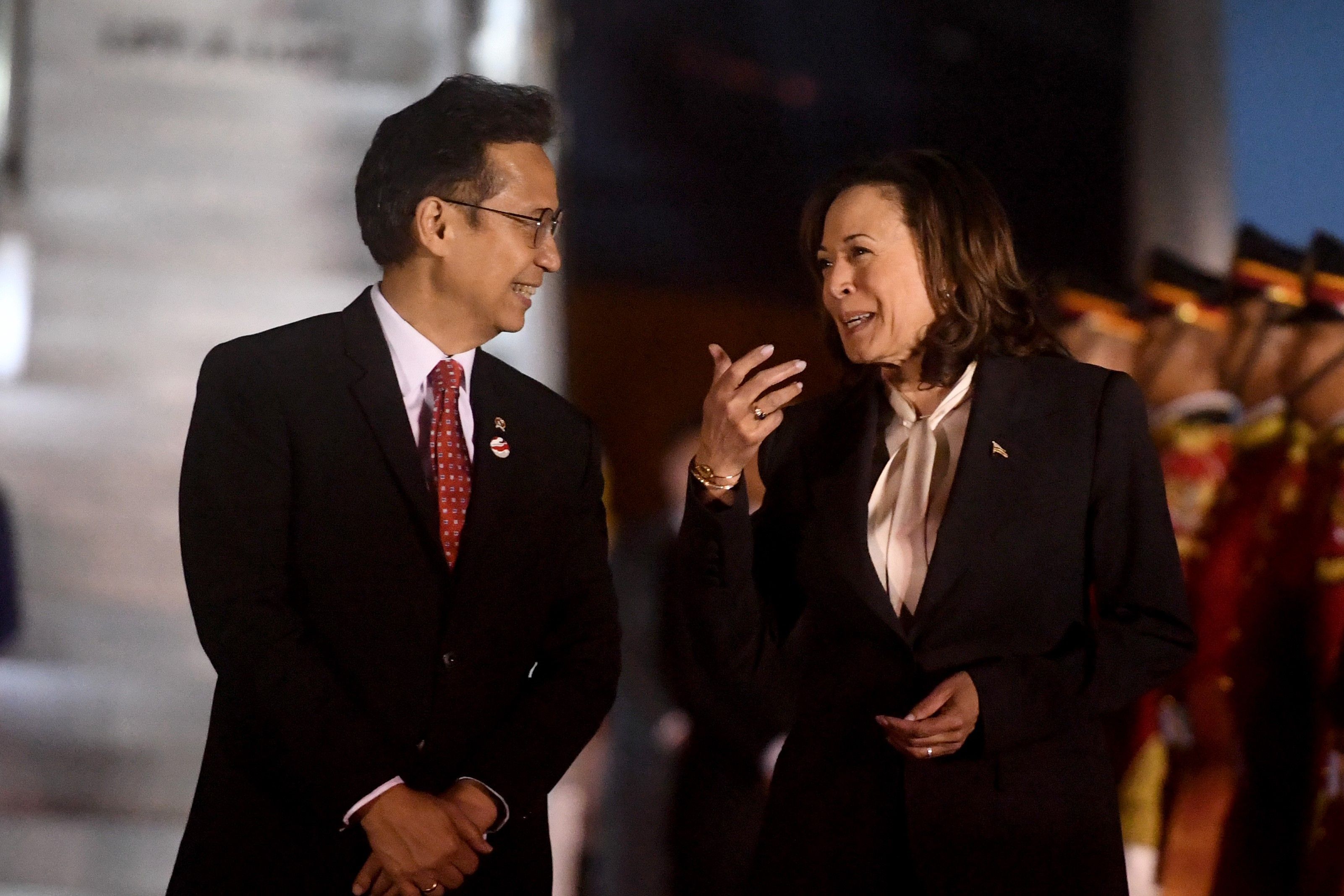 Menteri Kesehatan Budi Gunadi Sadikin dan Wakil Presiden Amerika Serikat Kamala Harris. 