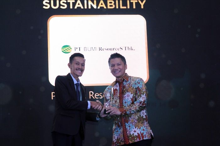 PT Bumi Resources Tbk Raih Penghargaan dalam TrenAsia ESG Award 2023
