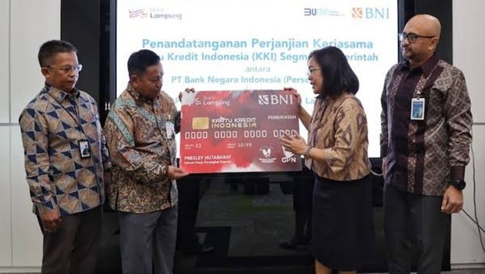 BNI bersama Bank Lampung menandatangani kerjasama penerbitan Kartu Kredit Indonesia (KKI) segmen pemerintah.