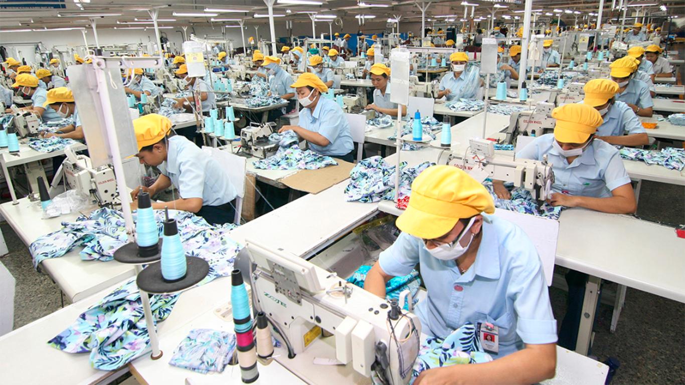 Industri Manufaktur, Terpuruk Jelang Lebaran