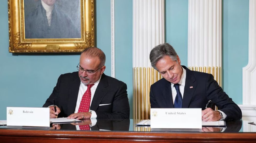 Menteri Luar Negeri AS Antony Blinken dan Putra Mahkota Bahrain Salman bin Hamad al-Khalifa