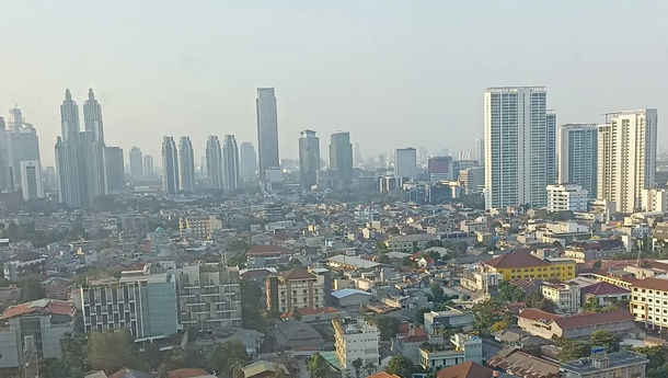 Sumber Polutan Buruknya Kualitas Udara Jakarta Bukan Hanya PLTU