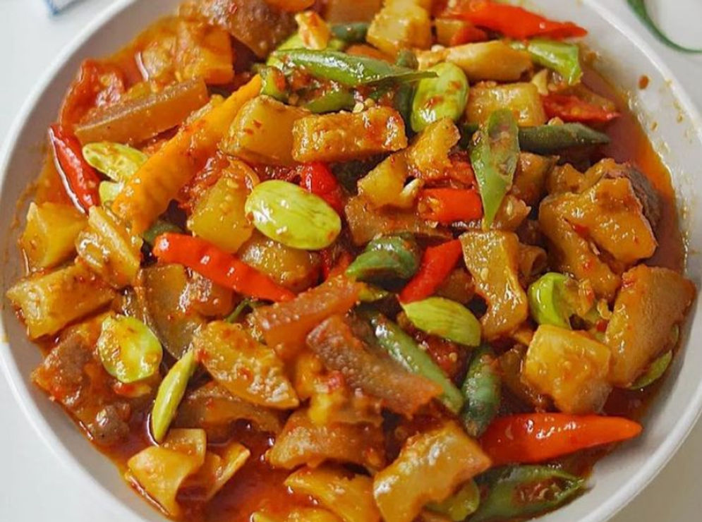 Resep Oseng Kikil Pedas Bikin Makan Nambo Terus