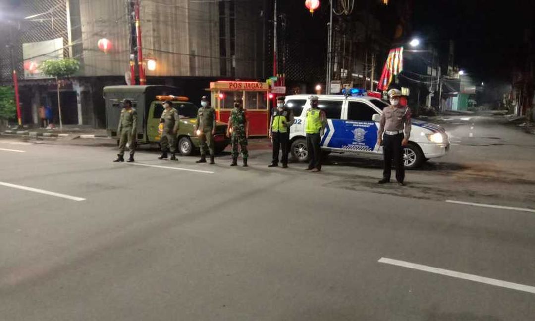 Waspada! Usai Insiden Tabrakan oleh Pengendara Mabuk, Satpol PP Surabaya Pantau Pedagang Miras