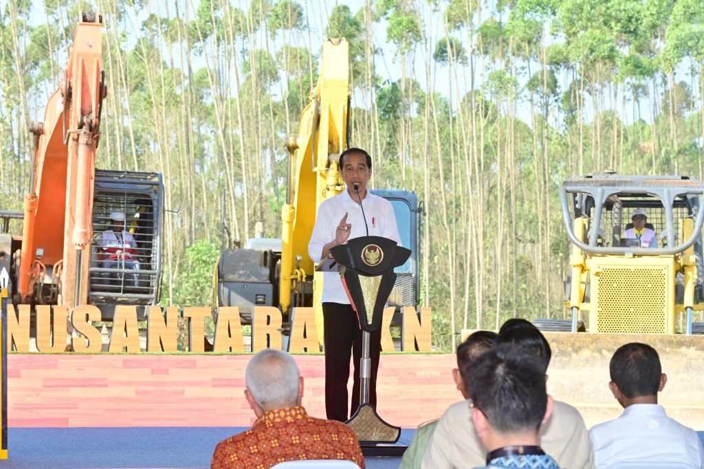 Presiden Joko Widodo memberi arahan saat groundbreaking perdana di IKN Nusantara, Kamis 21 September 2023.