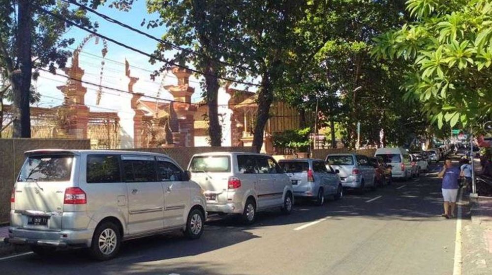balipostcom_macet-disebabkan-pengoperasian-pelabuhan-sanur-pemkot-denpasar-akan-buat-kantong-parkir_01-696x464.jpeg