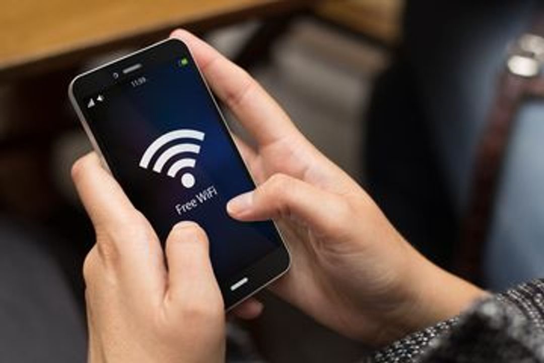 Berikan Kemudahan Akses Digital, Pemprov Bali Pasang Wifi Gratis di 2.307 Titik